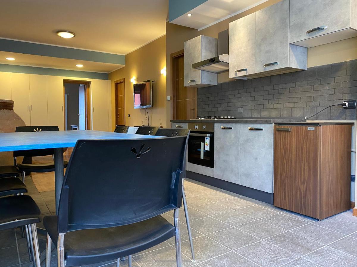 Casa Vacanze Eden Aci Castello Ngoại thất bức ảnh